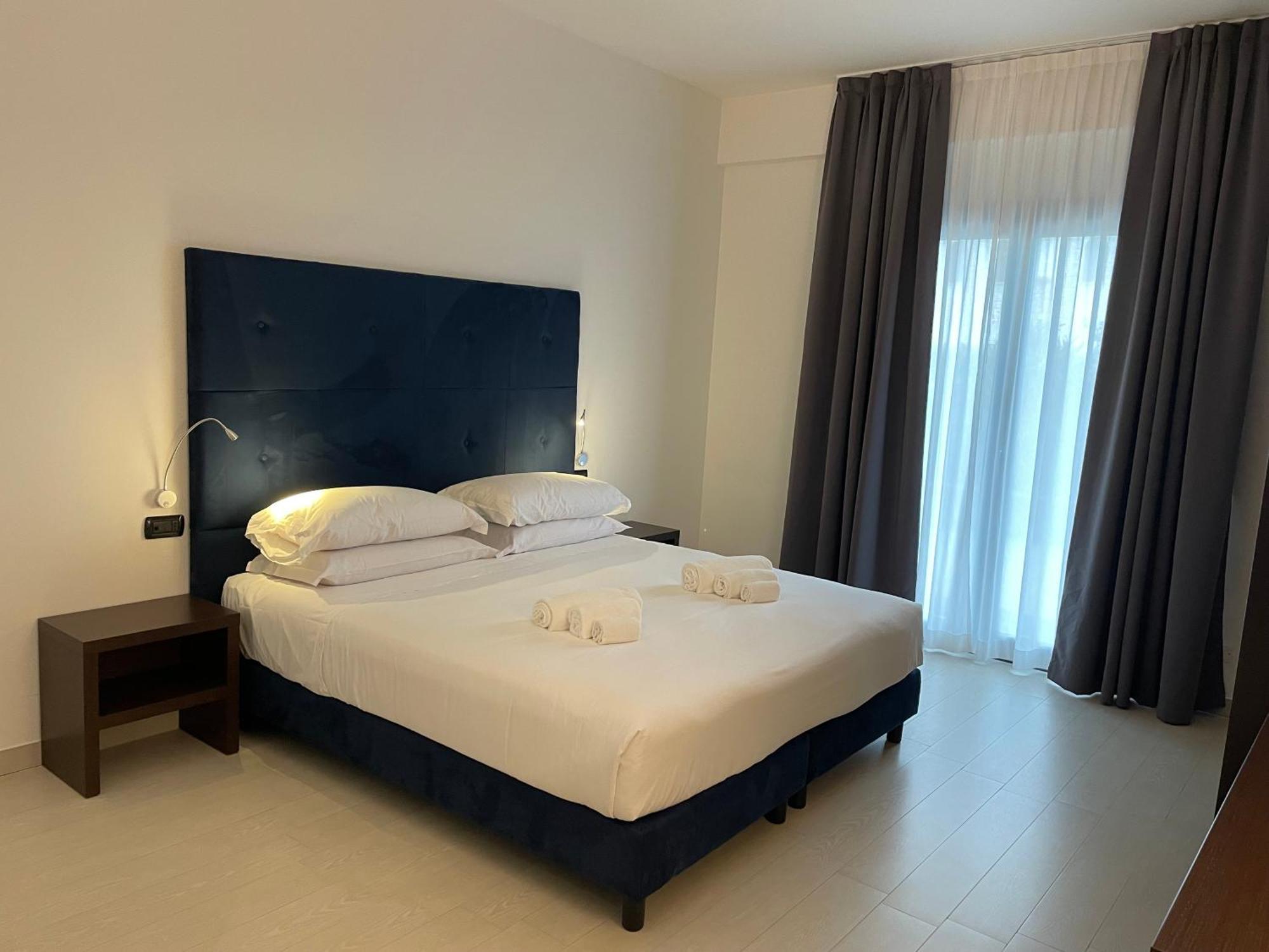 Maestrale Resort Hotel - Grosseto Esterno foto