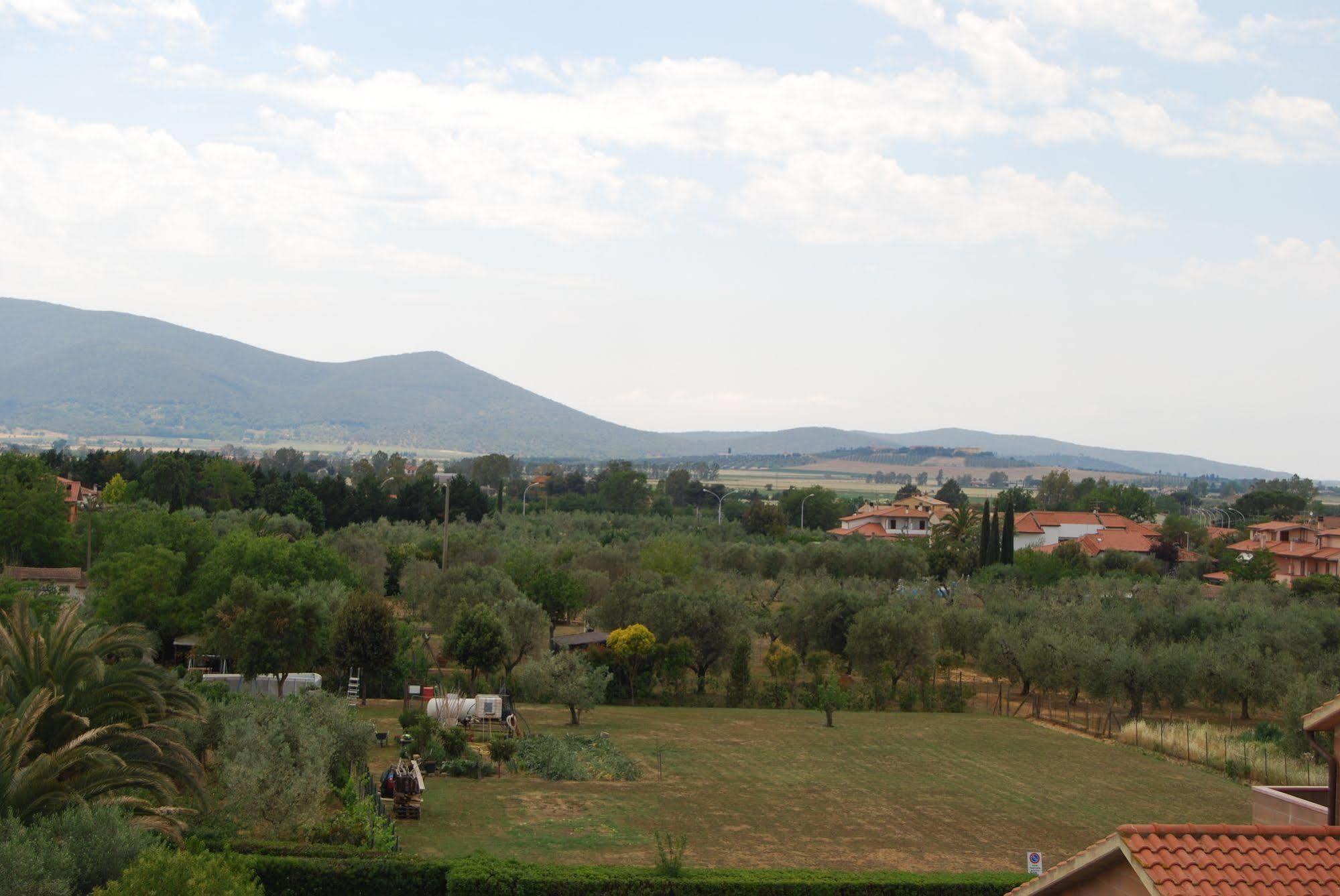 Maestrale Resort Hotel - Grosseto Esterno foto