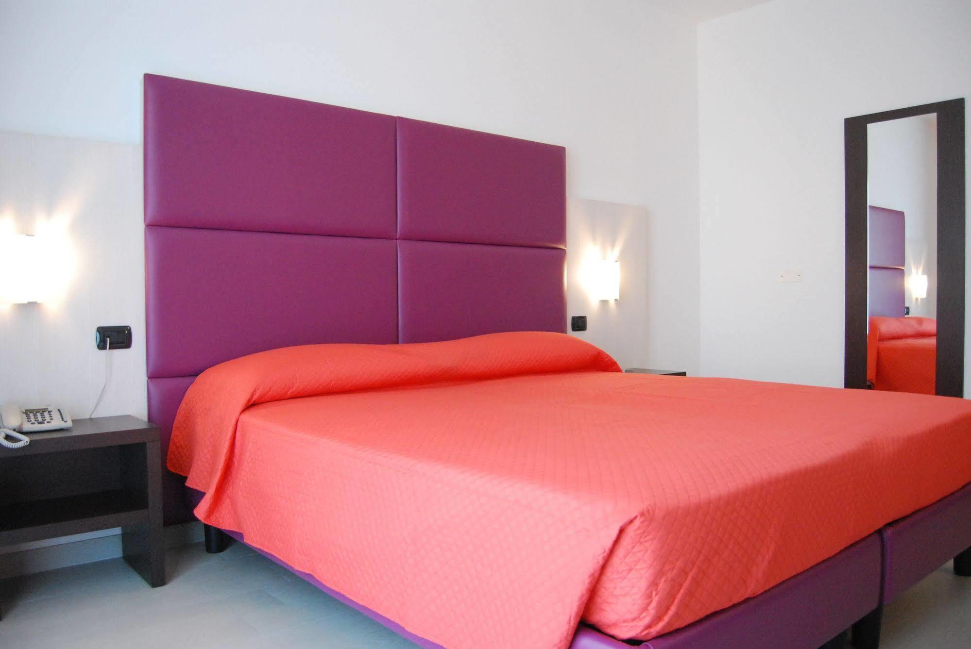 Maestrale Resort Hotel - Grosseto Esterno foto